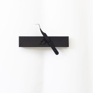 Noir Curve